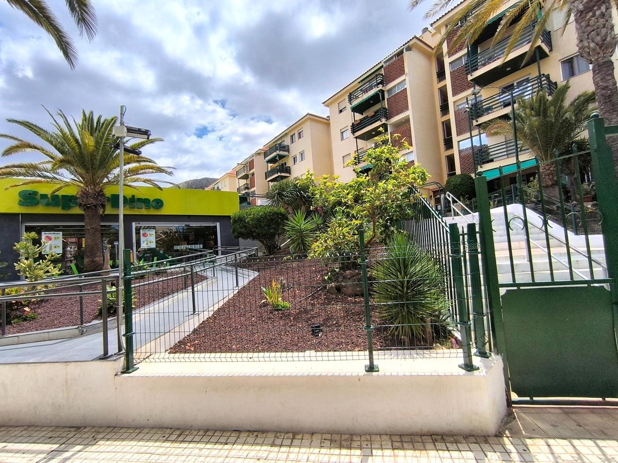 Sun Apartment - 3 Bedrooms, Priv Parking, Pool, Ac, Tv Channels, Fibre Net Los Cristianos  Exterior foto